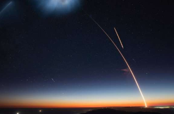 SpaceX 重新调整问题助推器准备从太空海岸隔夜发射